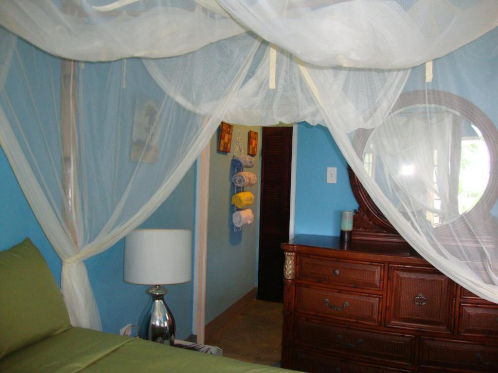 By The Sea Vacation Home And Villa Port Antonio Ruang foto